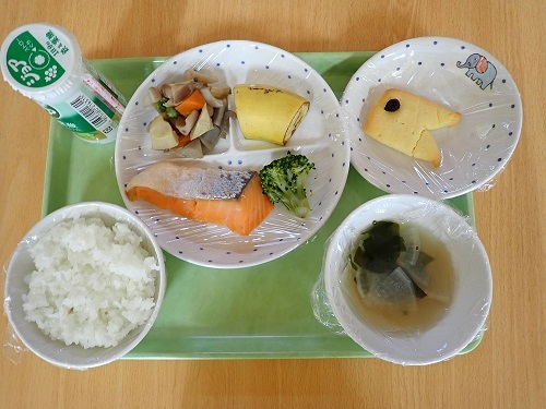給食