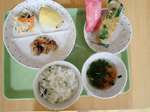 給食