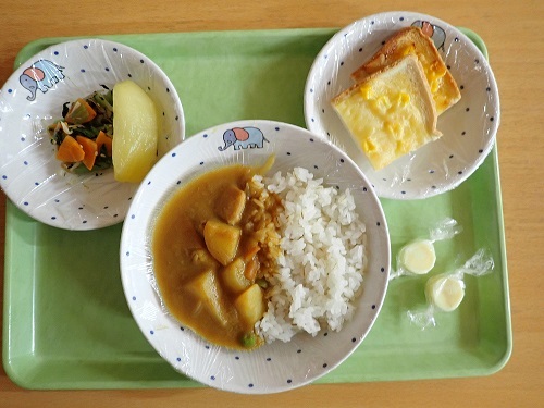 給食