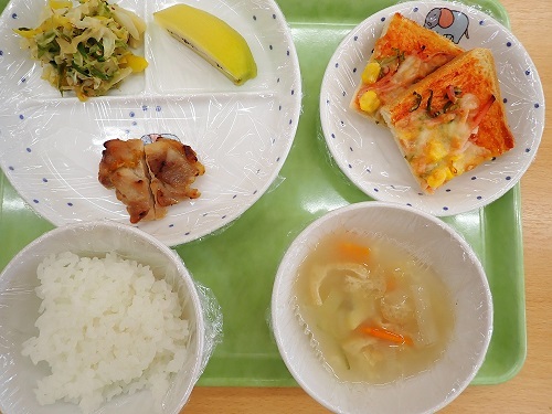 給食