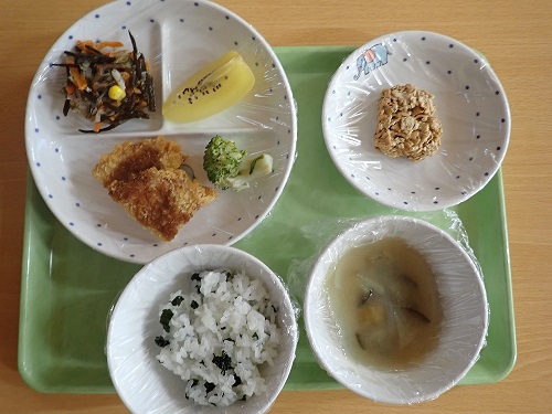 給食