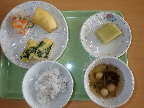 給食