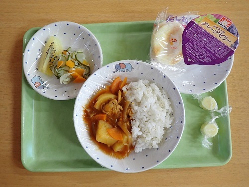 給食
