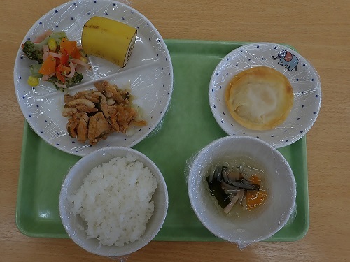 給食