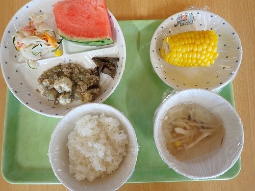 給食