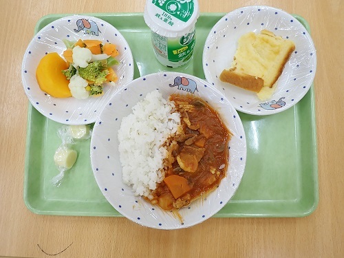 給食