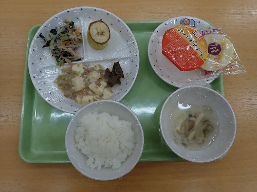 給食