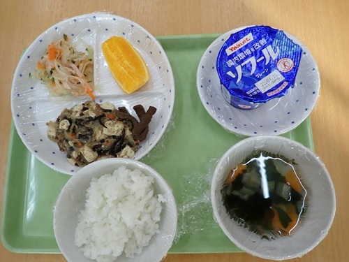 給食