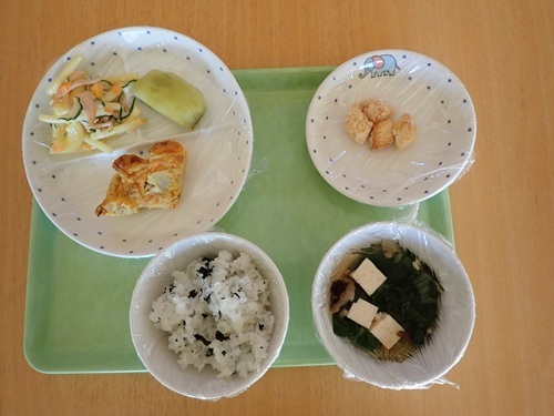 給食