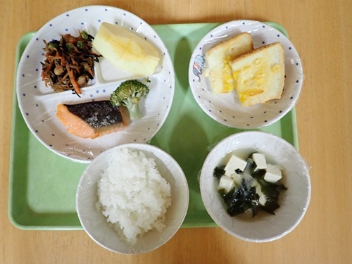 給食