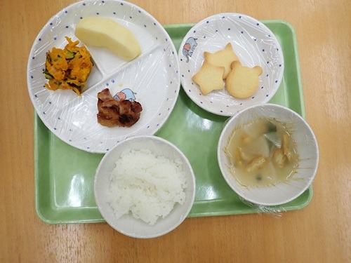 給食