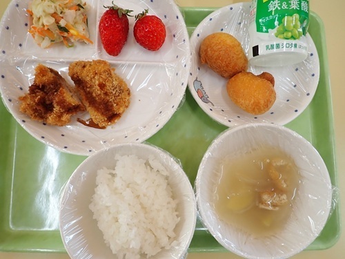 給食