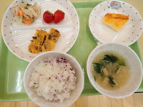 給食